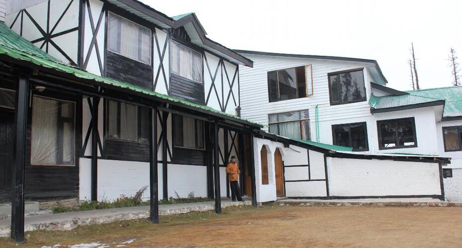 Discount  90  Off  Hotel Alpine Ridge India Hotel Room  50